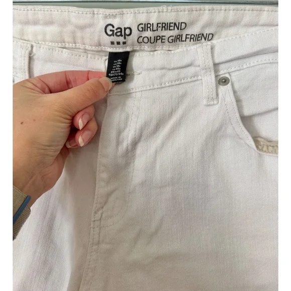 Gap Factory Mid-Rise Straight Leg Girlfriend Jeans Optic White Denim Size 14 - Picture 3 of 6